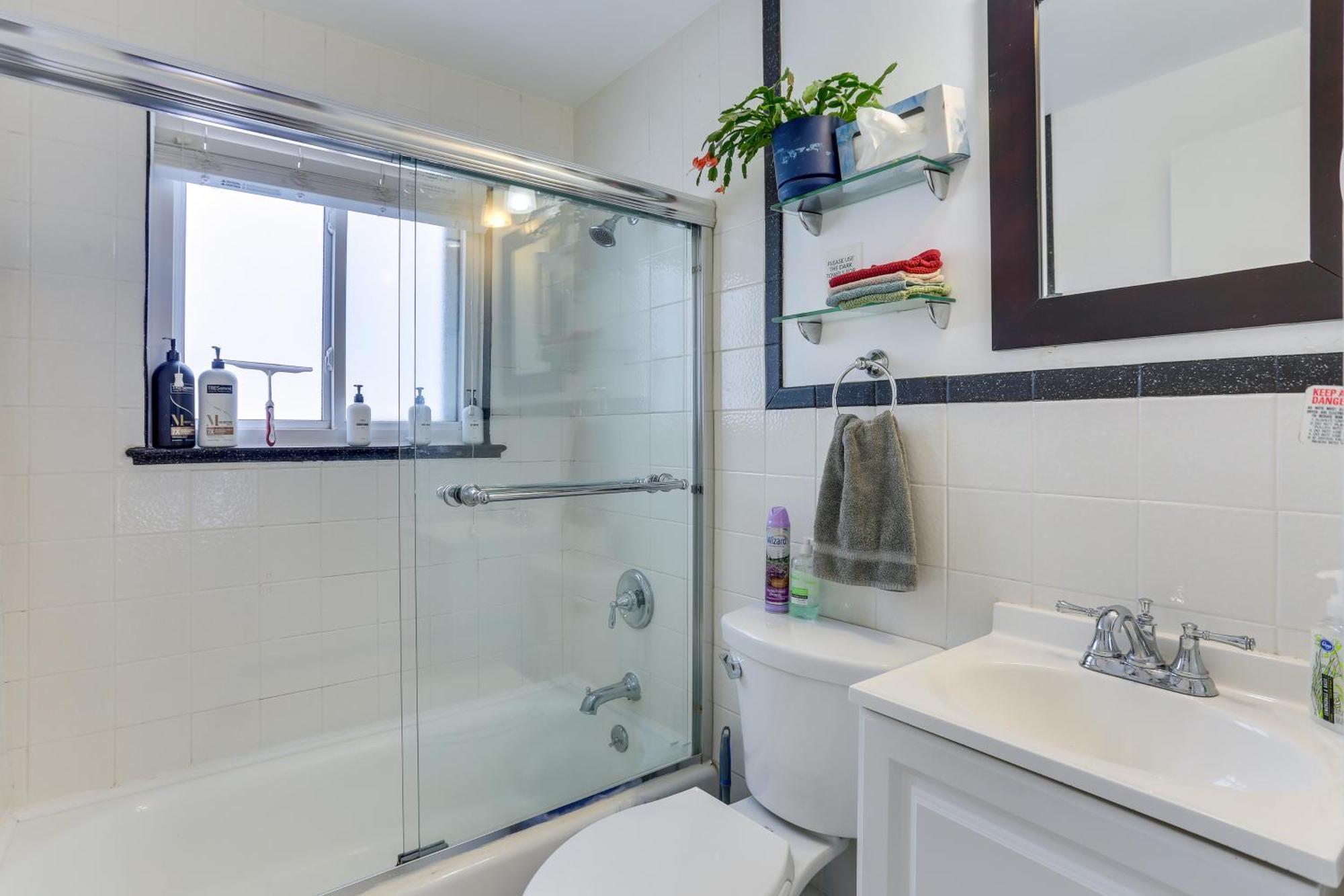 Dog-Friendly Denver Apartment With Shared Yard! エクステリア 写真