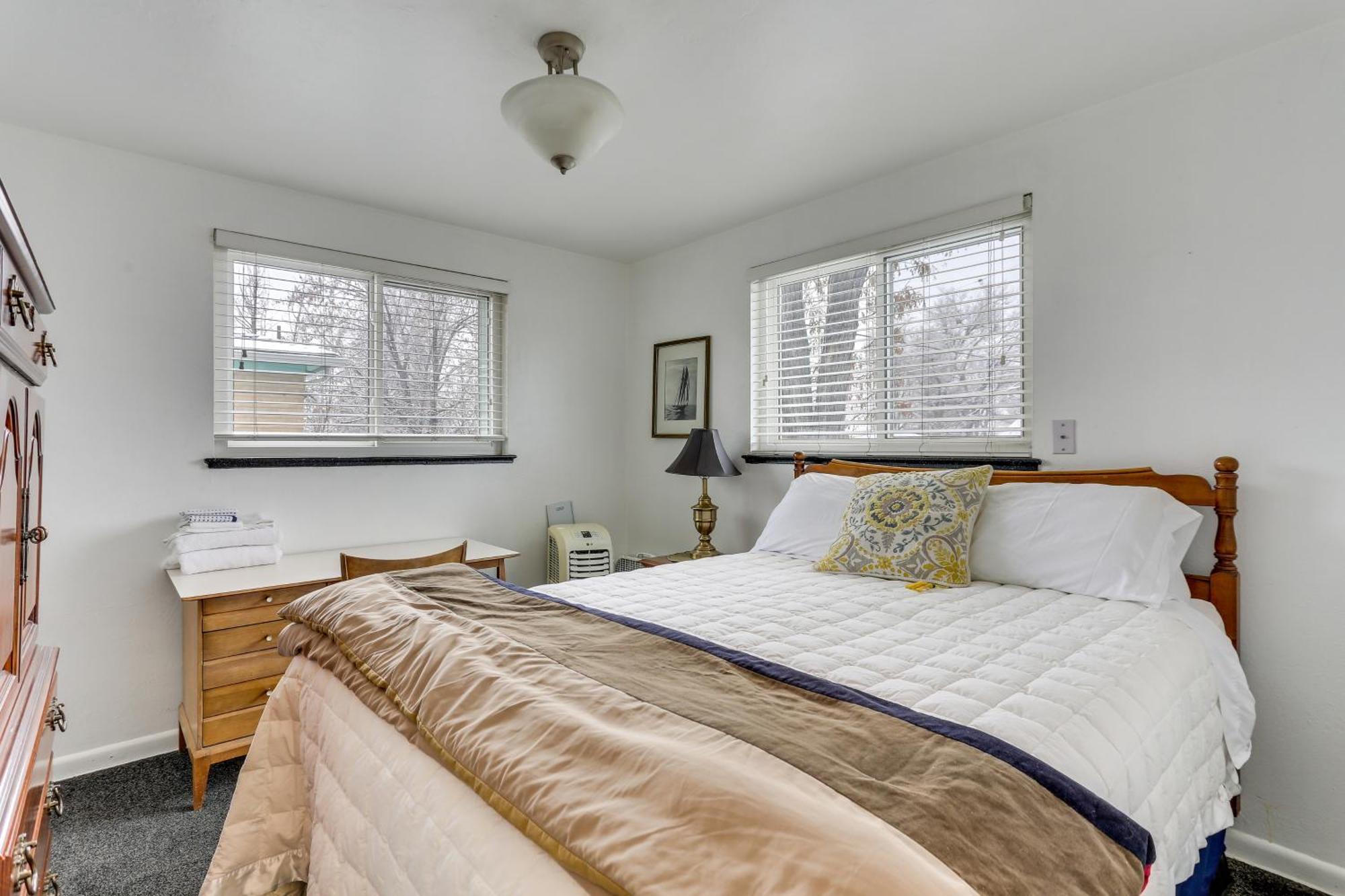 Dog-Friendly Denver Apartment With Shared Yard! エクステリア 写真